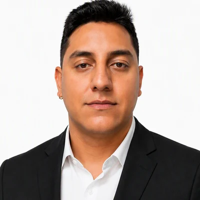 Retrato de Jesse Mauricio Vega, Subgerente y Profesional de Avalúos en SICO S.A.S.