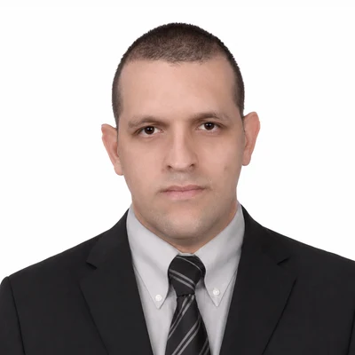 Retrato de Julio César Sánchez, Líder de Consolidación en SICO S.A.S.